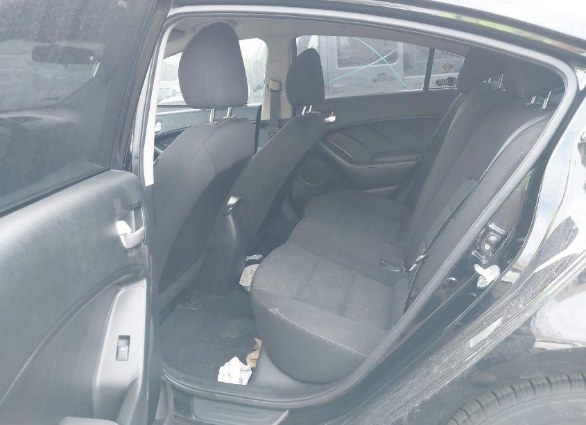 Photo 8 of 2017 Kia Forte LX (VIN 3KPFK4A79HE091828)