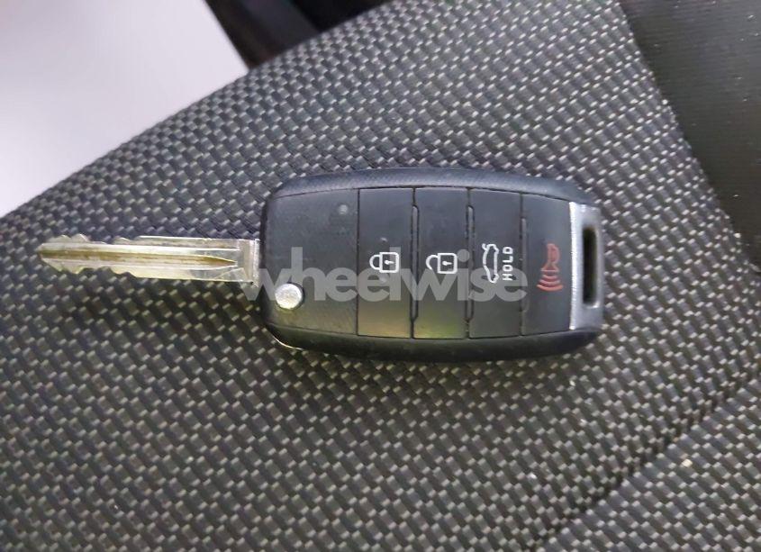 Photo 11 of 2017 Kia Forte LX (VIN 3KPFK4A79HE109213)