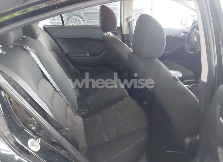 Photo 8 of 2017 Kia Forte LX (VIN 3KPFK4A79HE109213)