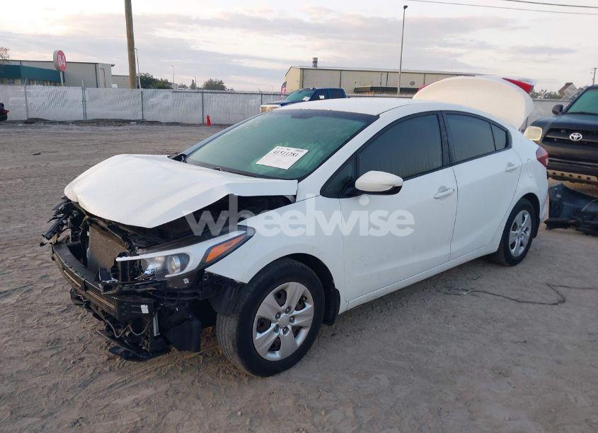 Photo 2 of 2017 Kia Forte LX (VIN 3KPFK4A79HE120857)