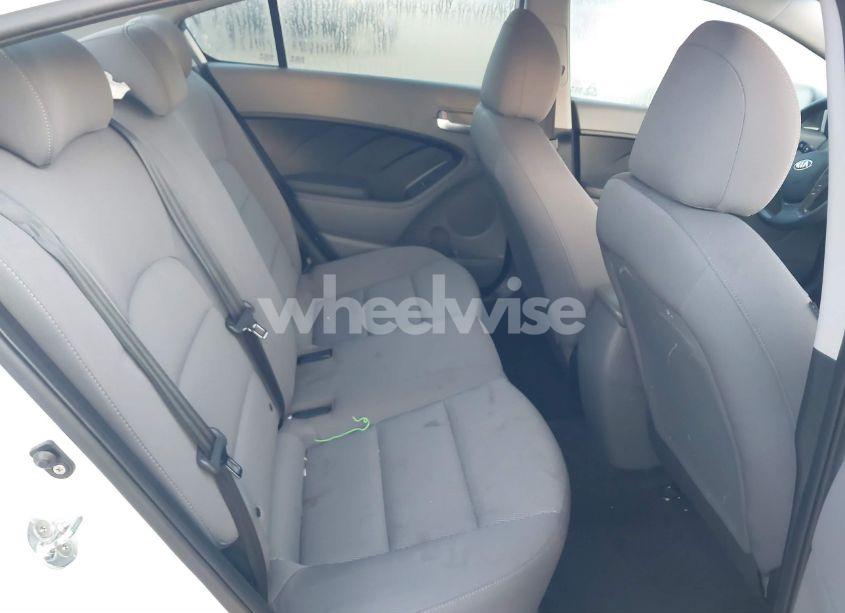 Photo 8 of 2017 Kia Forte LX (VIN 3KPFK4A79HE120857)