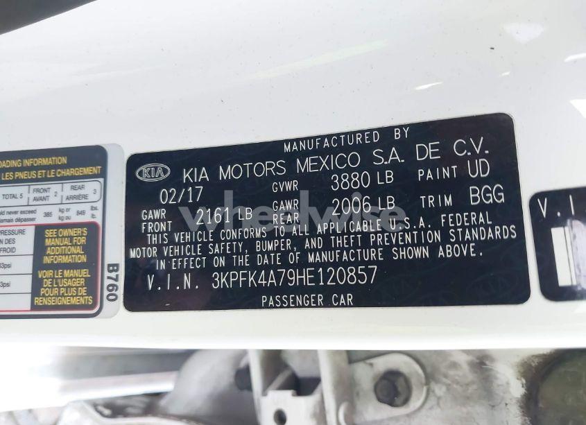 Photo 9 of 2017 Kia Forte LX (VIN 3KPFK4A79HE120857)