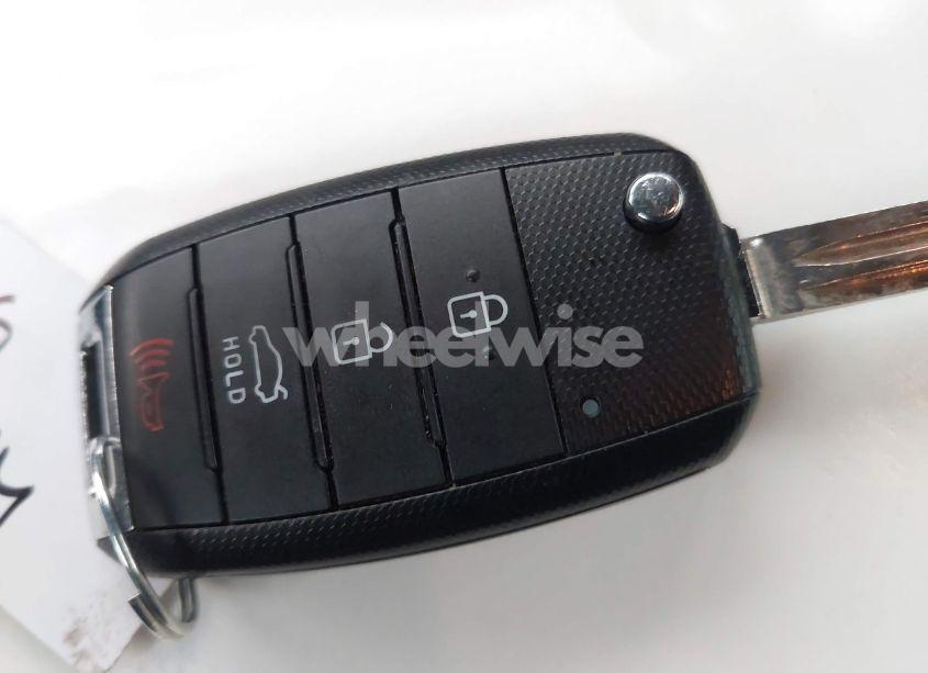 Photo 11 of 2017 Kia Forte LX (VIN 3KPFK4A79HE127596)