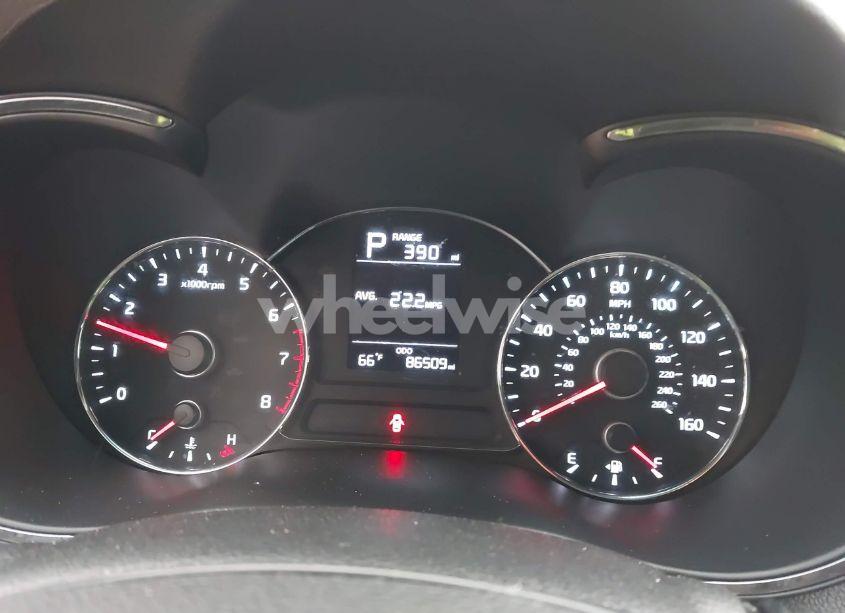 Photo 7 of 2017 Kia Forte LX (VIN 3KPFK4A79HE127596)