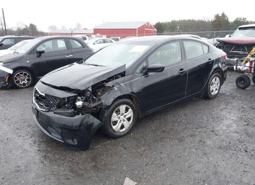Photo 2 of 2017 Kia Forte LX (VIN 3KPFK4A79HE153342)