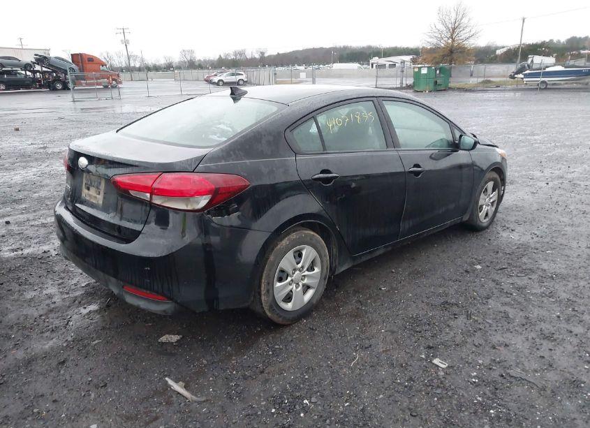 Photo 4 of 2017 Kia Forte LX (VIN 3KPFK4A79HE153342)
