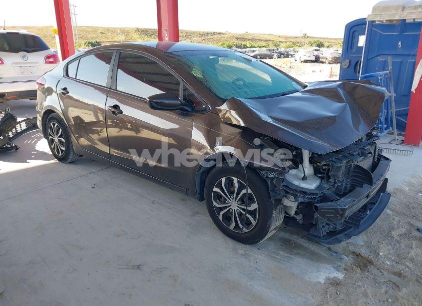 2017 Kia Forte LX (VIN 3KPFK4A79HE156497) main photo