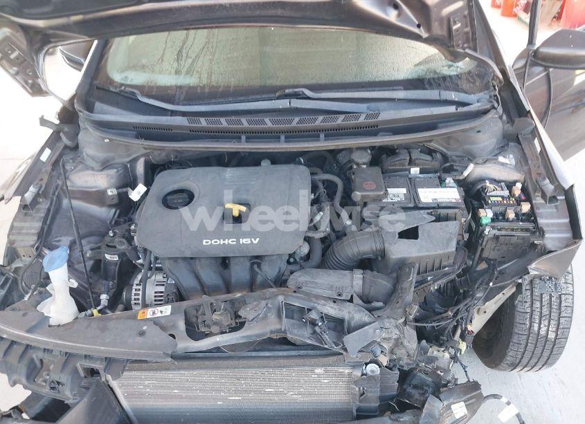 Photo 10 of 2017 Kia Forte LX (VIN 3KPFK4A79HE156497)