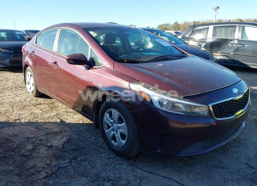 2018 Kia Forte LX (VIN 3KPFK4A79JE169188) main photo