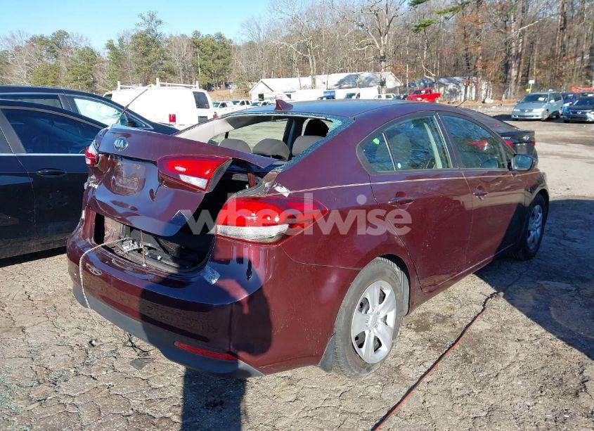 Photo 4 of 2018 Kia Forte LX (VIN 3KPFK4A79JE169188)