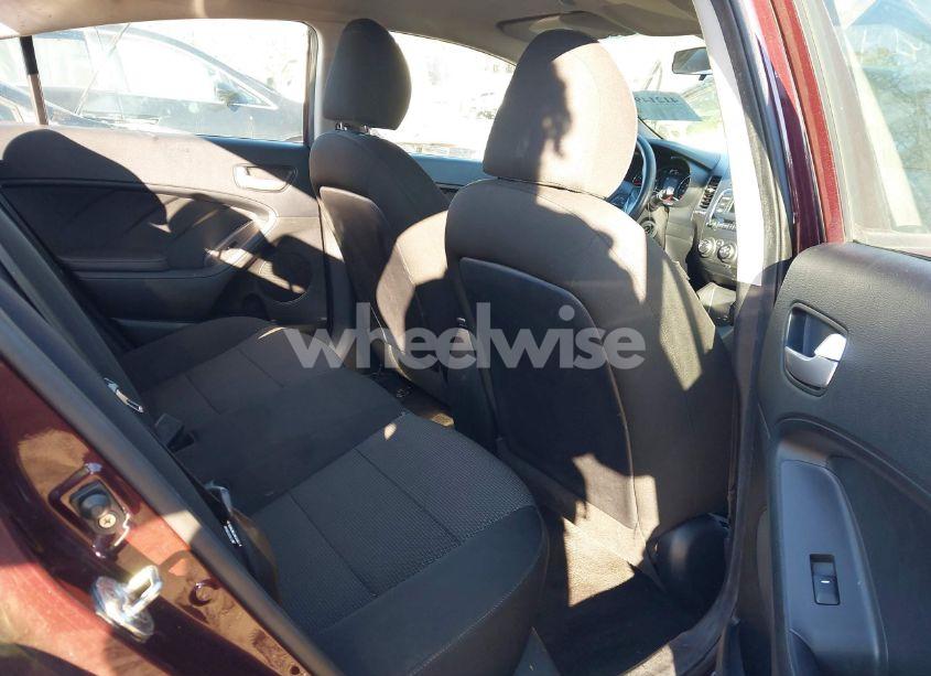 Photo 8 of 2018 Kia Forte LX (VIN 3KPFK4A79JE169188)