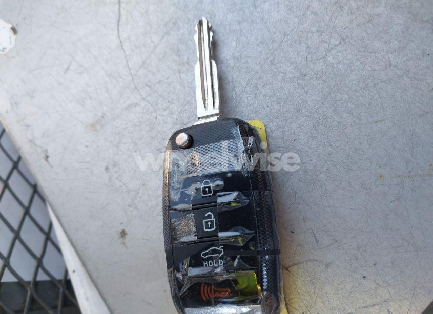 Photo 11 of 2018 Kia Forte LX (VIN 3KPFK4A79JE176349)