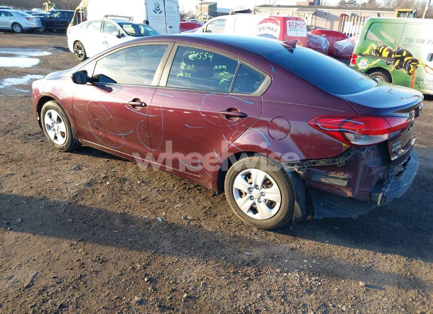 Photo 3 of 2018 Kia Forte LX (VIN 3KPFK4A79JE176349)