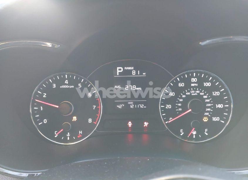 Photo 7 of 2018 Kia Forte LX (VIN 3KPFK4A79JE176349)