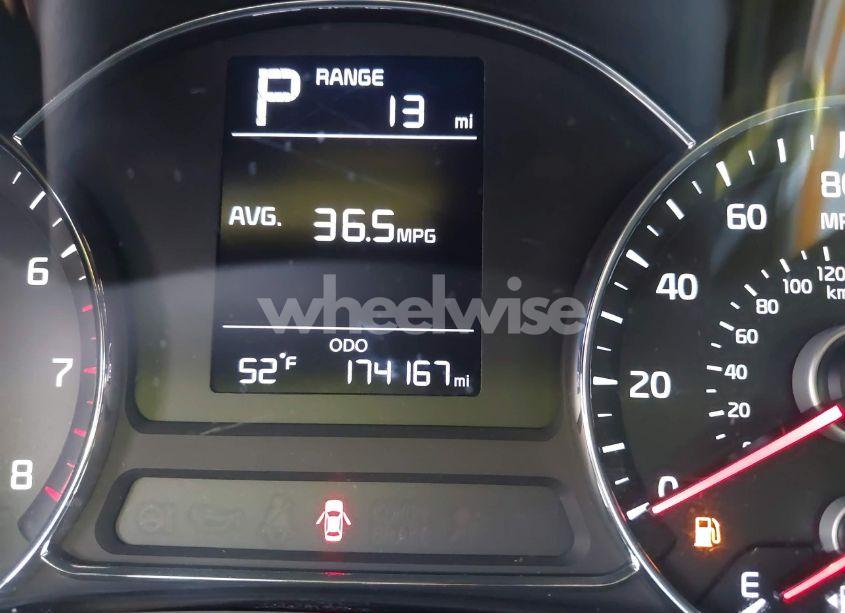 Photo 15 of 2018 Kia Forte LX (VIN 3KPFK4A79JE179025)