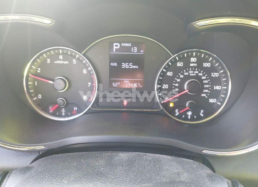 Photo 7 of 2018 Kia Forte LX (VIN 3KPFK4A79JE179025)