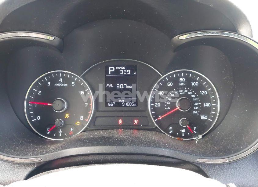 Photo 7 of 2018 Kia Forte LX (VIN 3KPFK4A79JE183575)