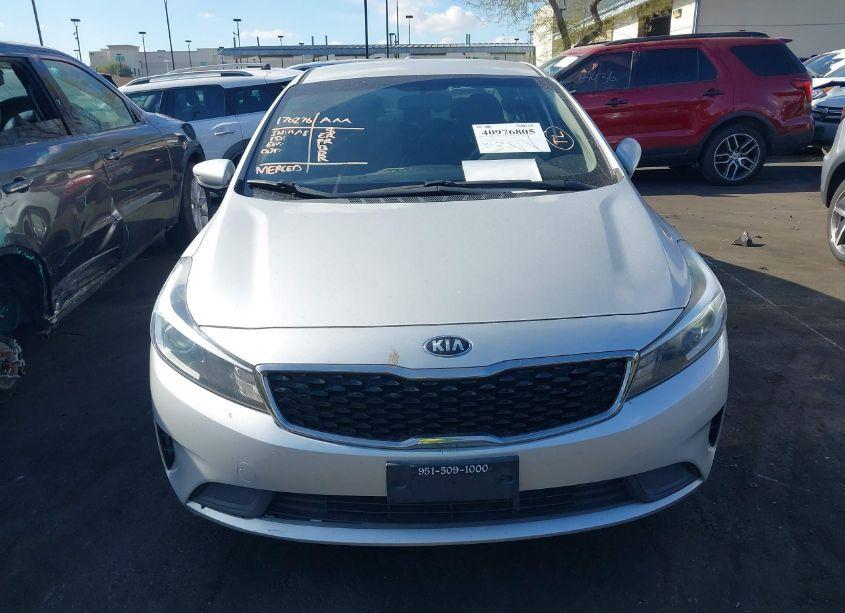 Photo 12 of 2018 Kia Forte LX (VIN 3KPFK4A79JE184757)
