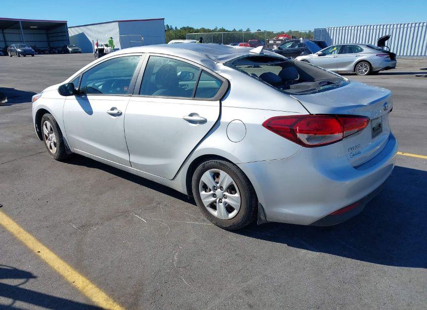 Photo 3 of 2018 Kia Forte LX (VIN 3KPFK4A79JE198500)