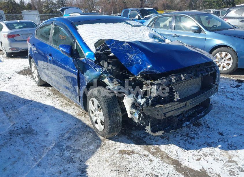 2018 Kia Forte LX (VIN 3KPFK4A79JE203985) main photo