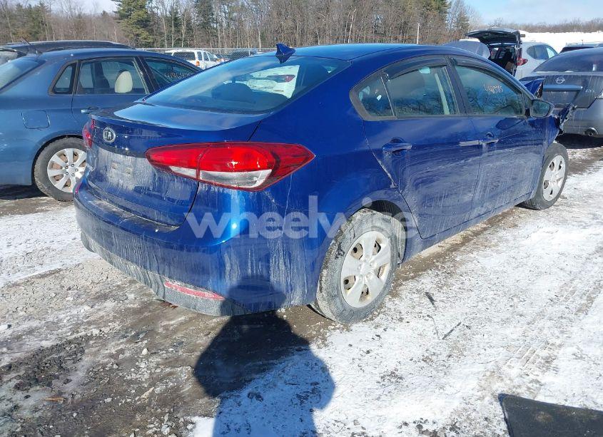 Photo 4 of 2018 Kia Forte LX (VIN 3KPFK4A79JE203985)