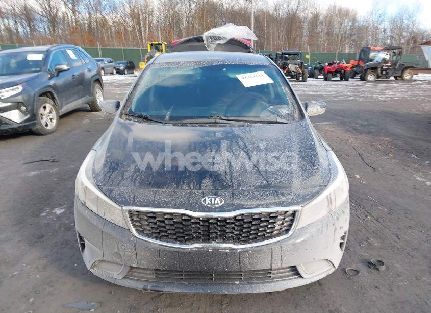 Photo 12 of 2018 Kia Forte LX (VIN 3KPFK4A79JE266794)