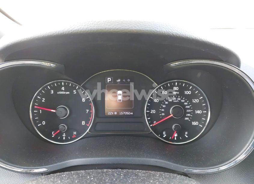 Photo 7 of 2018 Kia Forte LX (VIN 3KPFK4A79JE266794)