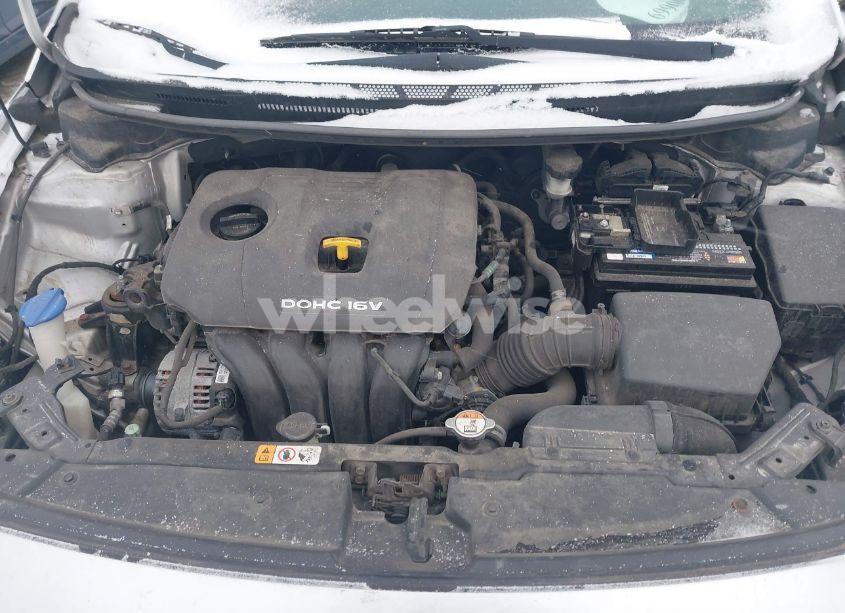 Photo 10 of 2017 Kia Forte LX (VIN 3KPFK4A7XHE012327)