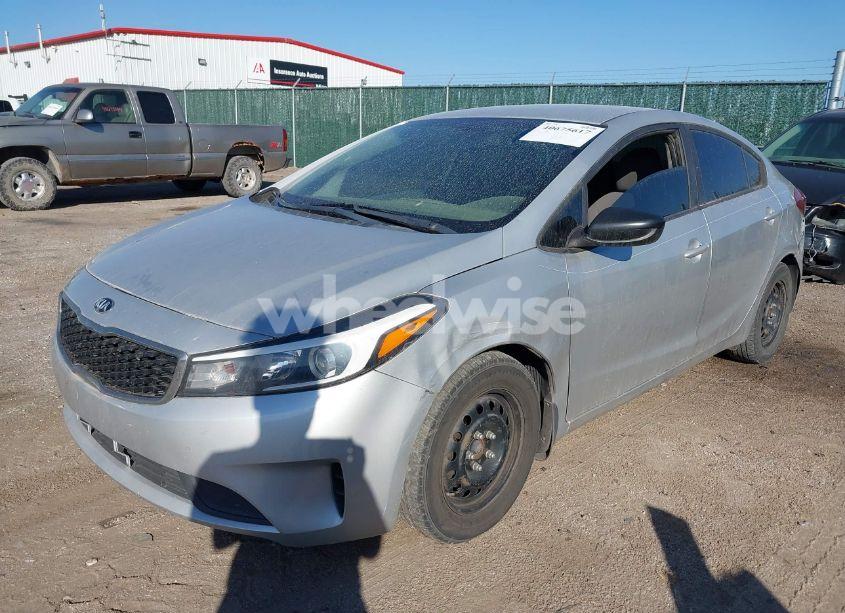Photo 2 of 2017 Kia Forte LX (VIN 3KPFK4A7XHE044341)