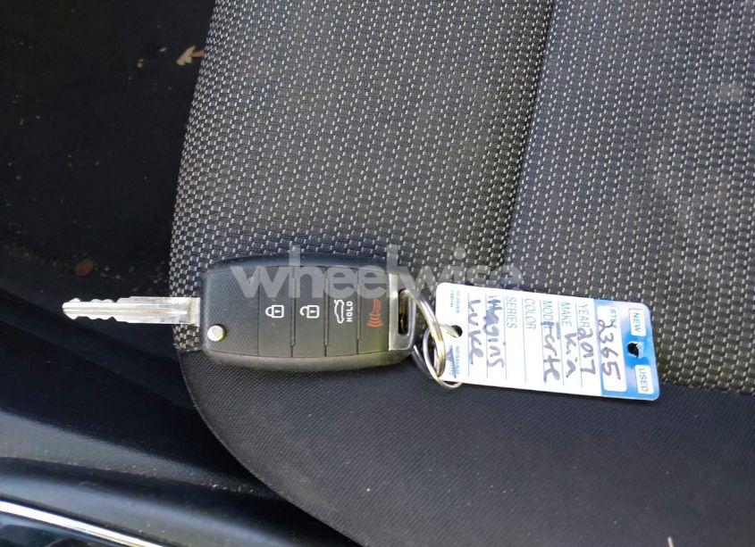 Photo 11 of 2017 Kia Forte LX (VIN 3KPFK4A7XHE123508)