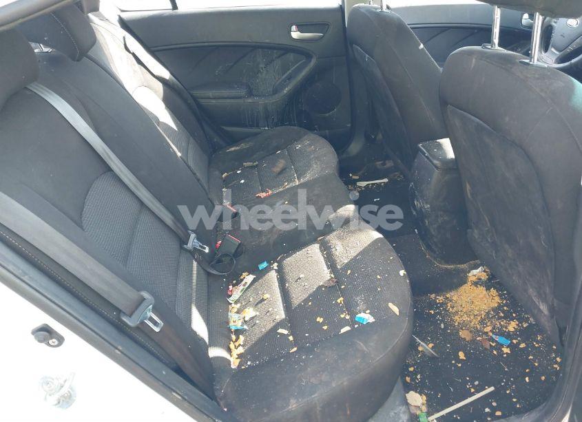 Photo 8 of 2017 Kia Forte LX (VIN 3KPFK4A7XHE123508)