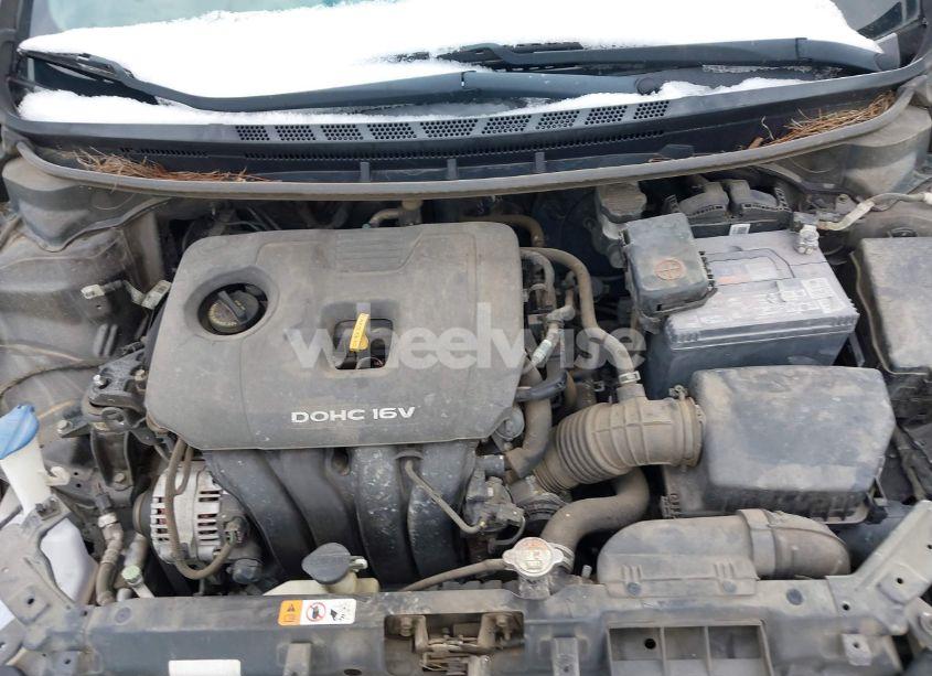 Photo 10 of 2017 Kia Forte LX (VIN 3KPFK4A7XHE126439)