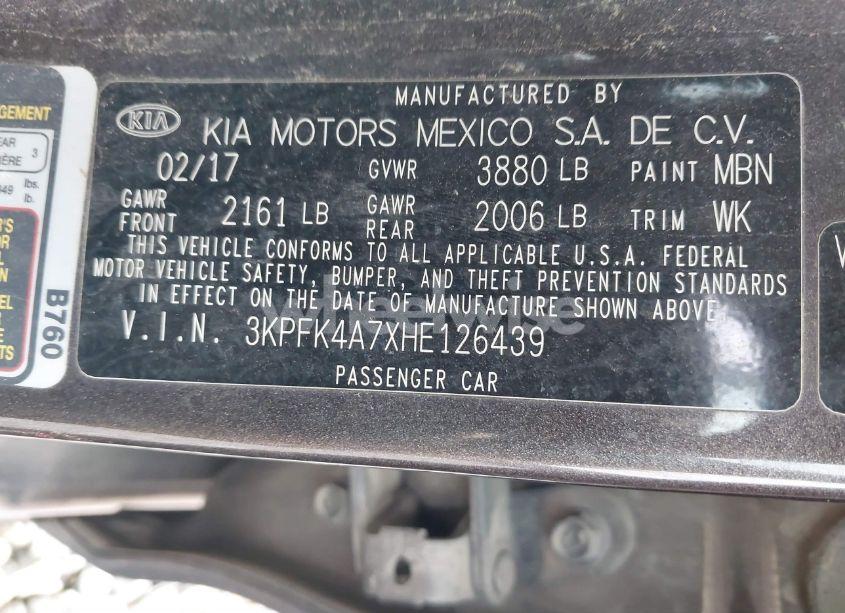 Photo 9 of 2017 Kia Forte LX (VIN 3KPFK4A7XHE126439)