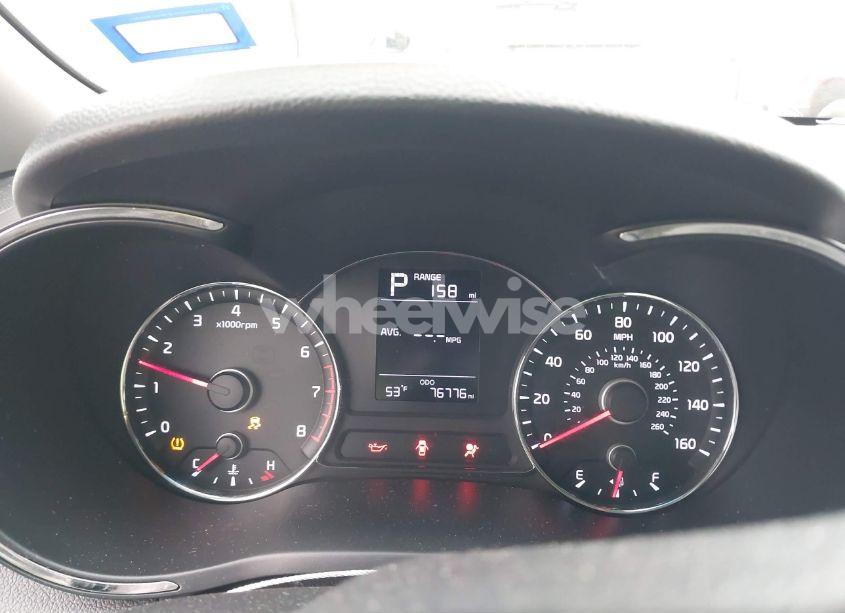 Photo 7 of 2017 Kia Forte LX (VIN 3KPFK4A7XHE134590)