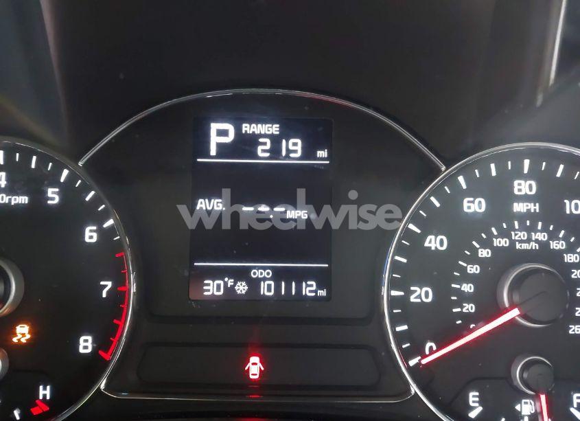 Photo 16 of 2017 Kia Forte LX (VIN 3KPFK4A7XHE148327)