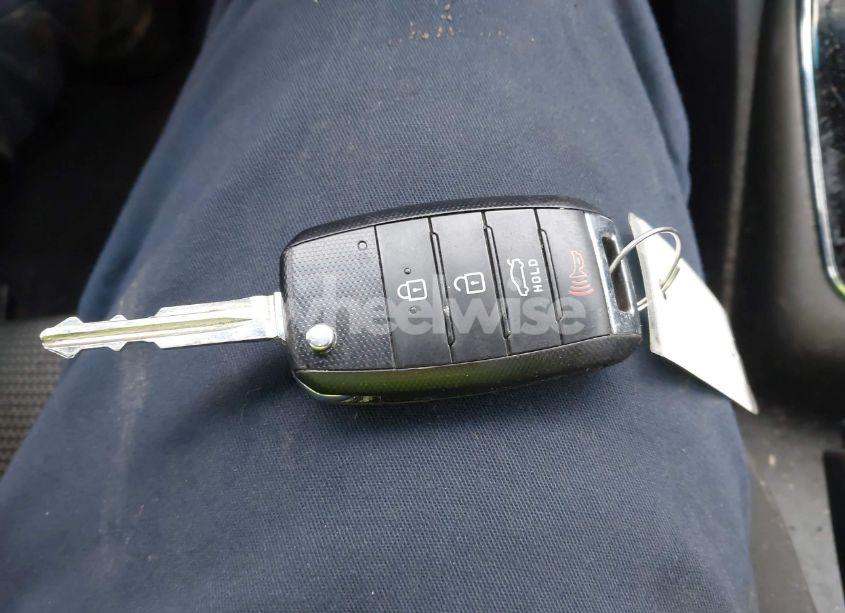 Photo 11 of 2017 Kia Forte LX (VIN 3KPFK4A7XHE150305)