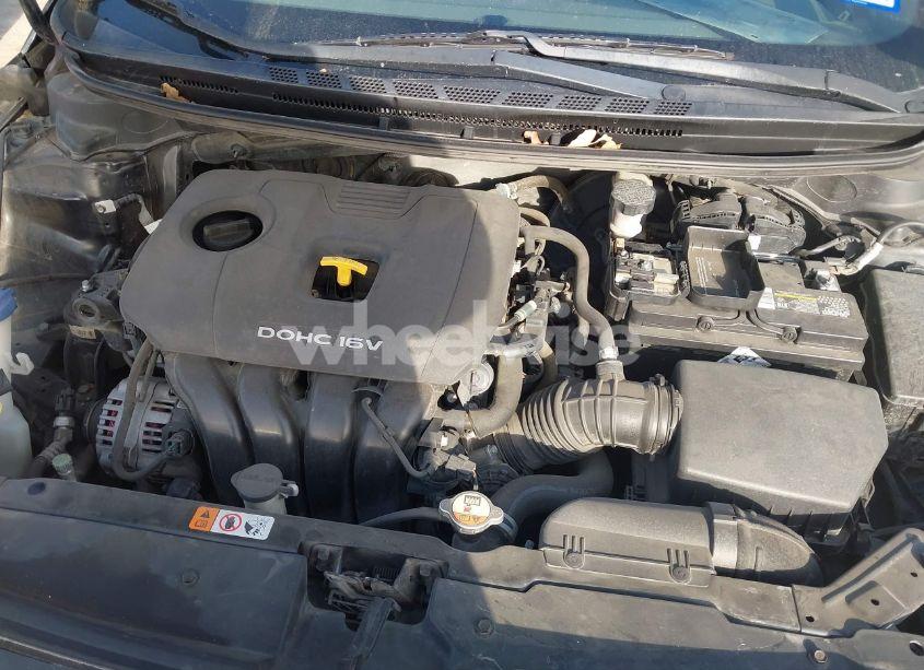 Photo 10 of 2017 Kia Forte LX (VIN 3KPFK4A7XHE152295)