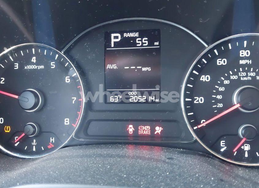 Photo 7 of 2017 Kia Forte LX (VIN 3KPFK4A7XHE152295)