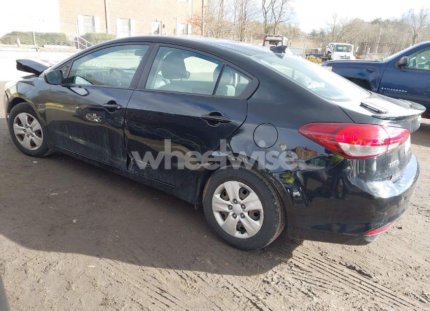 Photo 3 of 2018 Kia Forte LX (VIN 3KPFK4A7XJE197047)