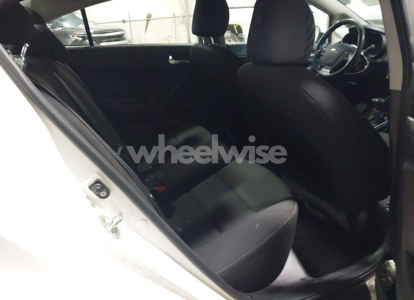 Photo 8 of 2018 Kia Forte LX (VIN 3KPFK4A7XJE230726)