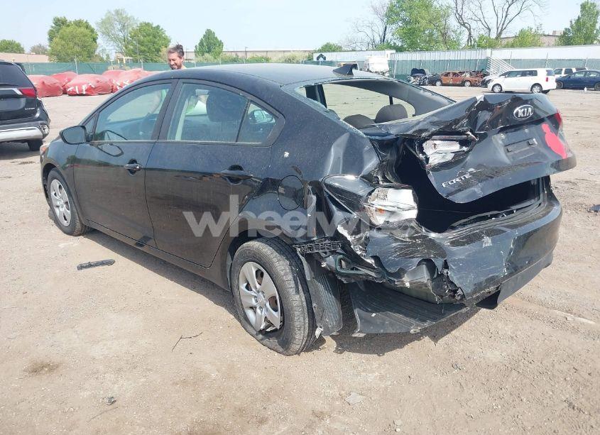 Photo 3 of 2018 Kia Forte LX (VIN 3KPFK4A7XJE235764)