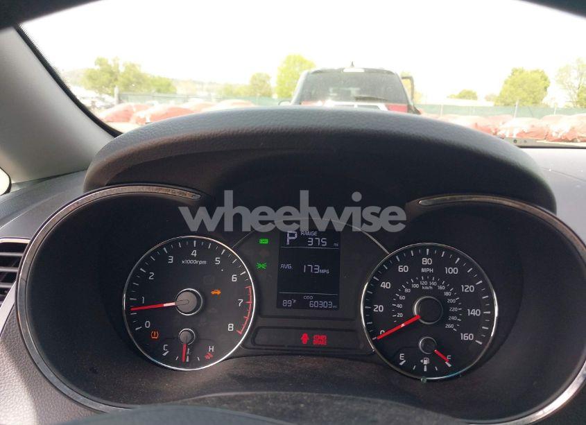 Photo 7 of 2018 Kia Forte LX (VIN 3KPFK4A7XJE235764)