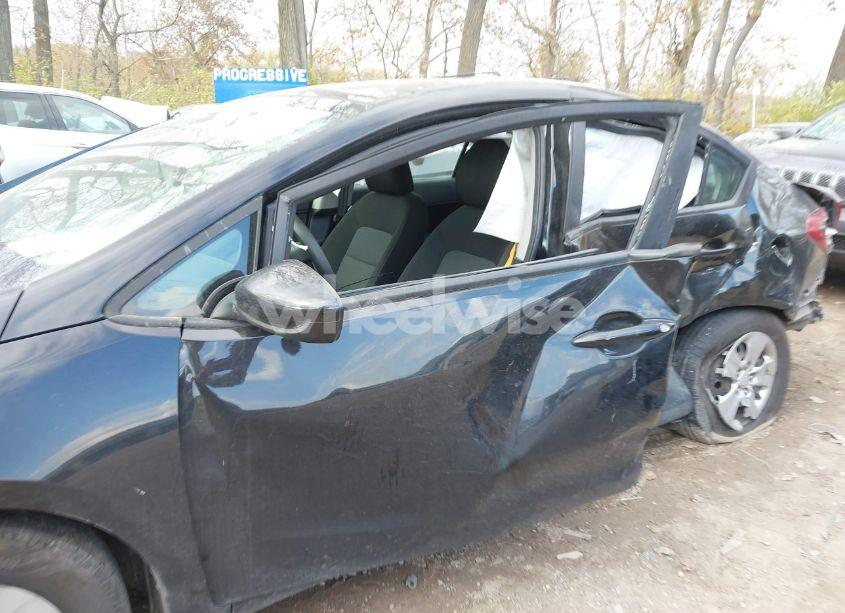 Photo 14 of 2018 Kia Forte LX (VIN 3KPFK4A7XJE245033)