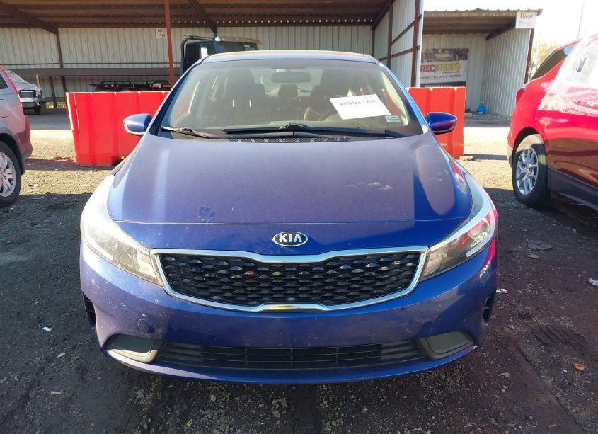 Photo 12 of 2018 Kia Forte LX (VIN 3KPFK4A7XJE272930)