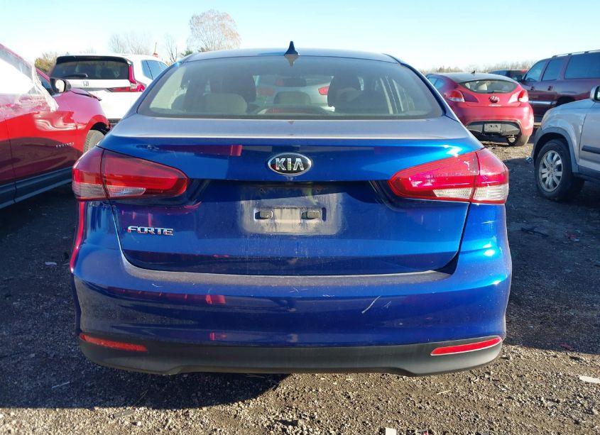 Photo 16 of 2018 Kia Forte LX (VIN 3KPFK4A7XJE272930)