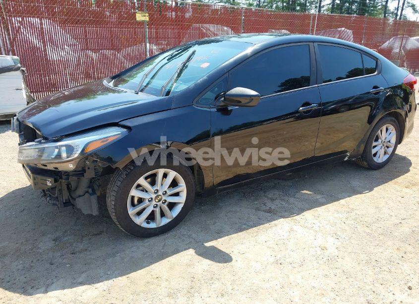 Photo 2 of 2017 Kia Forte S (VIN 3KPFL4A70HE025908)