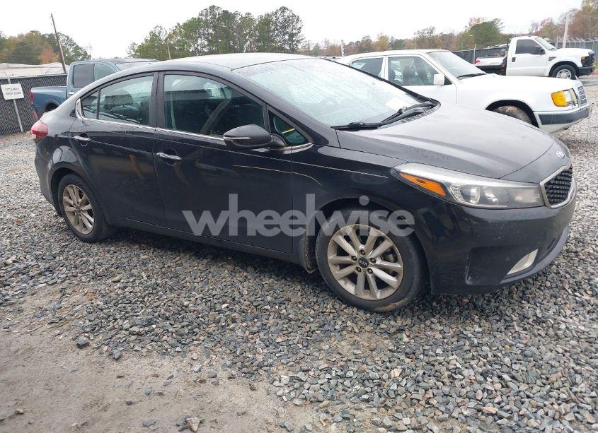 2017 Kia Forte S (VIN 3KPFL4A70HE036097) main photo