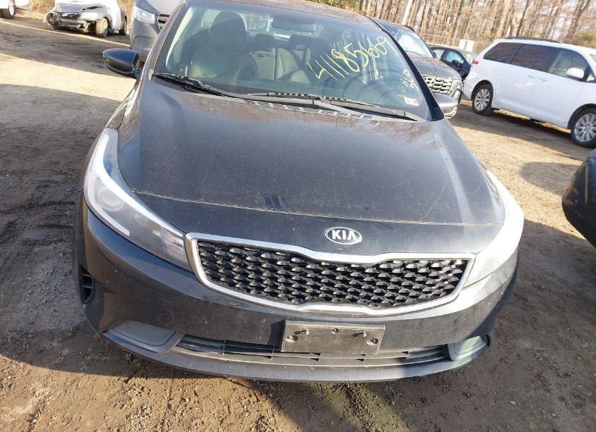 Photo 6 of 2017 Kia Forte LX (VIN 3KPFL4A70HE066961)