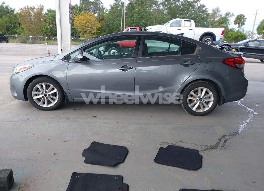 Photo 14 of 2017 Kia Forte S (VIN 3KPFL4A70HE083081)