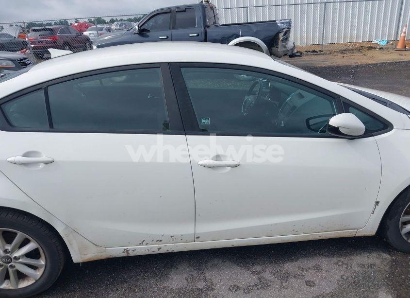 Photo 13 of 2017 Kia Forte S (VIN 3KPFL4A70HE143411)